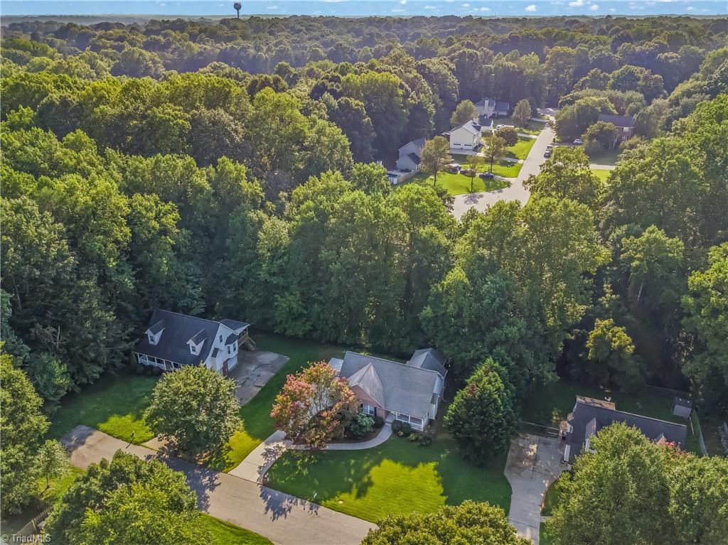 6004 Delburg Drive, Winston-Salem