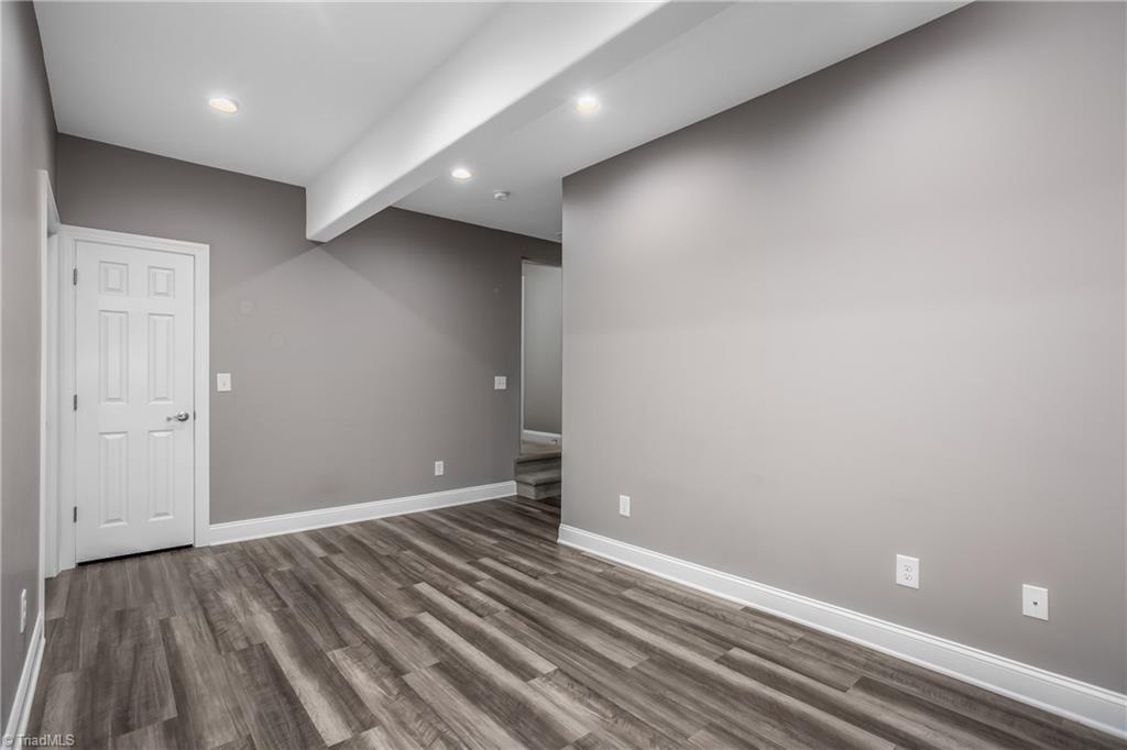 6004 Delburg Drive, Winston-Salem