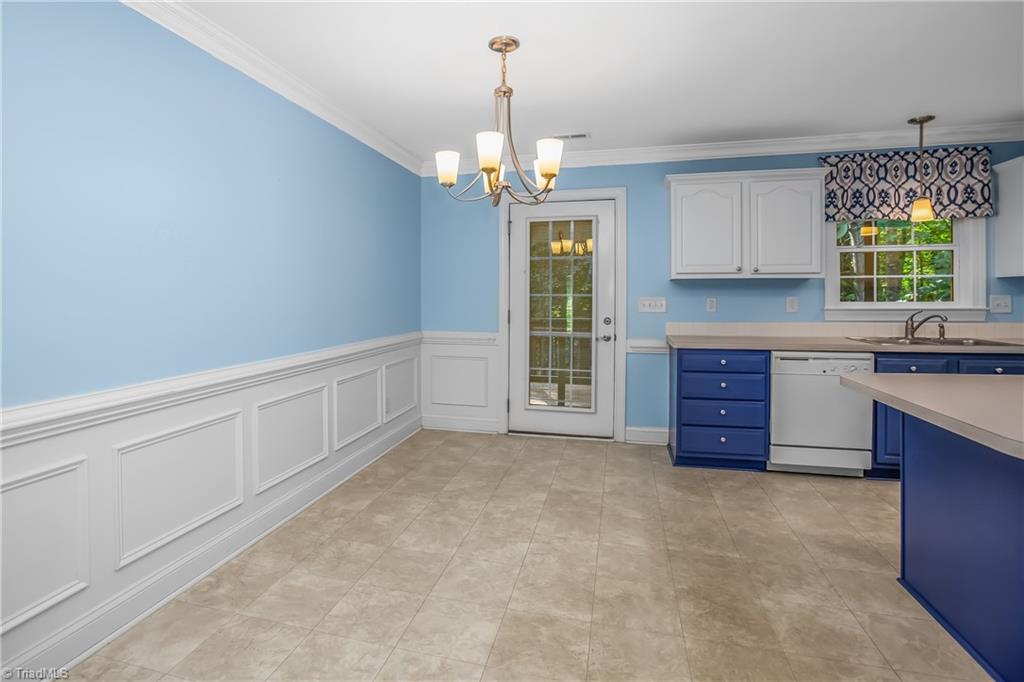 6004 Delburg Drive, Winston-Salem