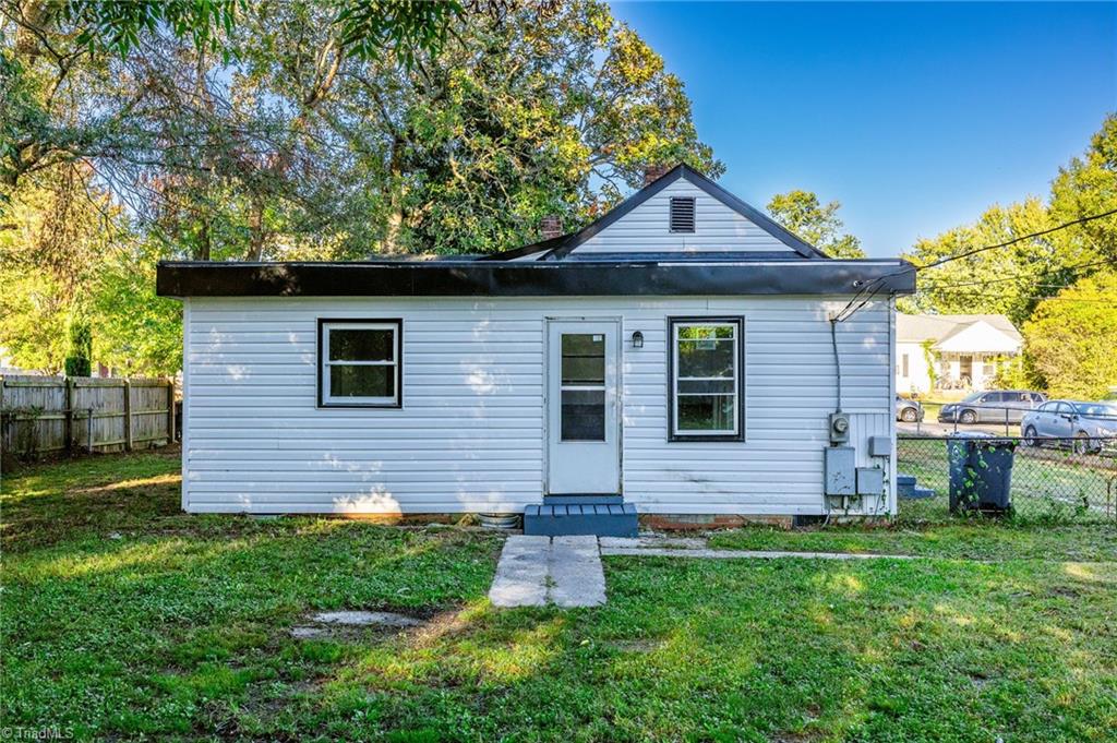 1404 Fairview Street