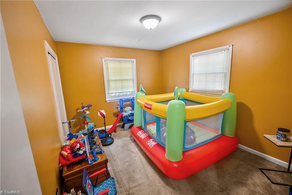 2404 Woodberry Drive