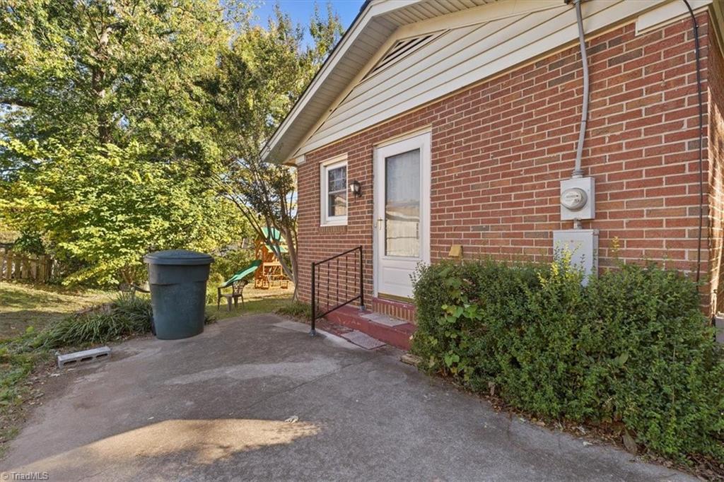 2404 Woodberry Drive