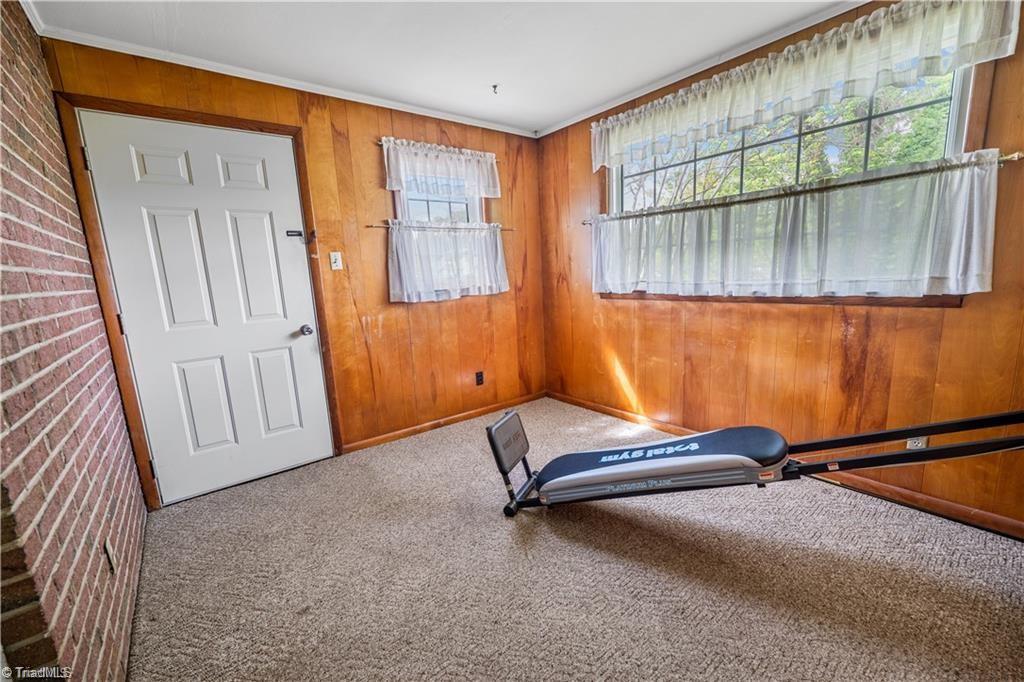 2404 Woodberry Drive