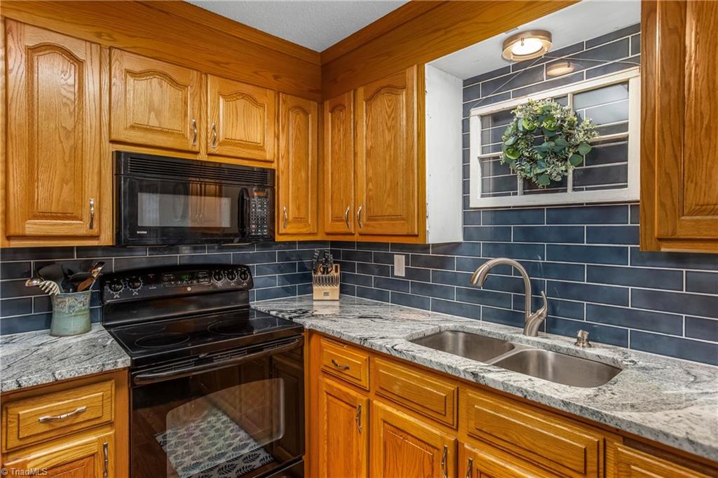 2291 Winterberry Drive, Winston-Salem