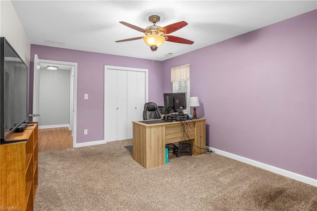 2291 Winterberry Drive, Winston-Salem