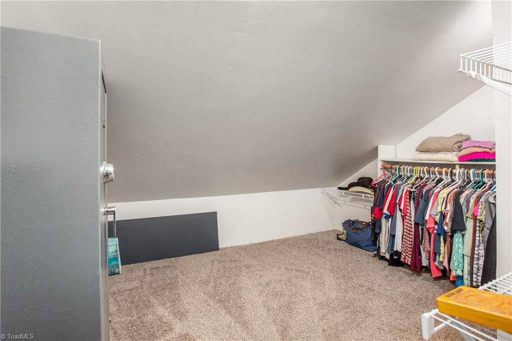 2291 Winterberry Drive, Winston-Salem