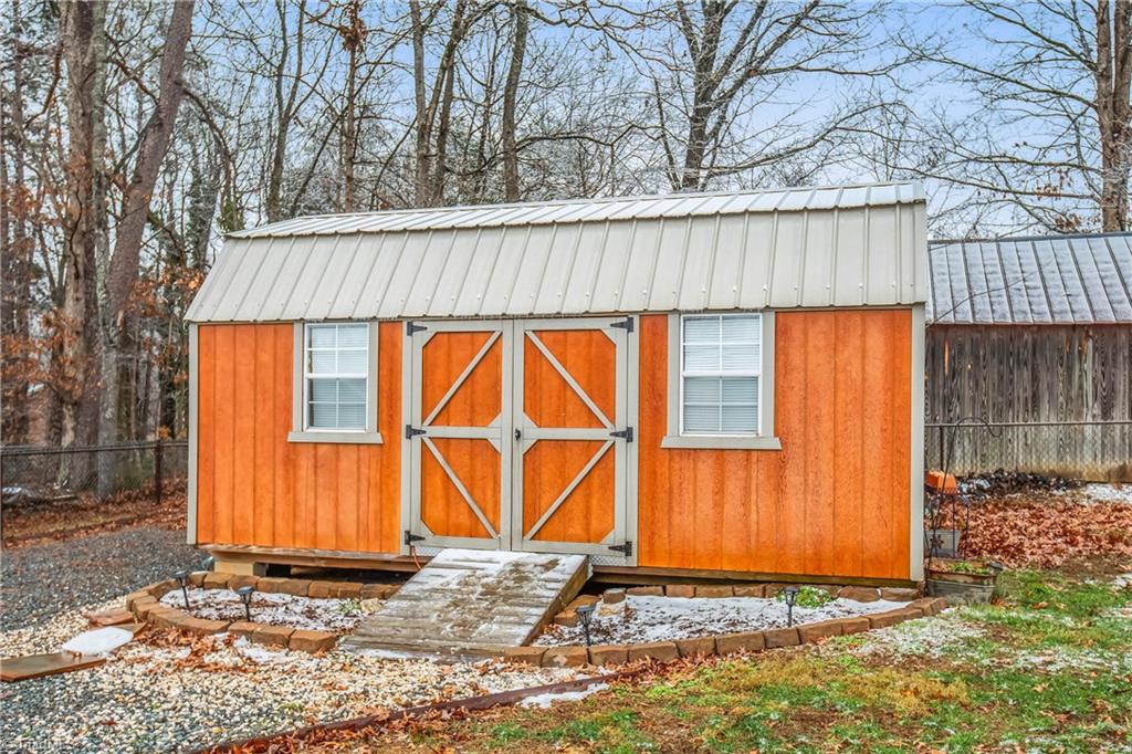2291 Winterberry Drive, Winston-Salem