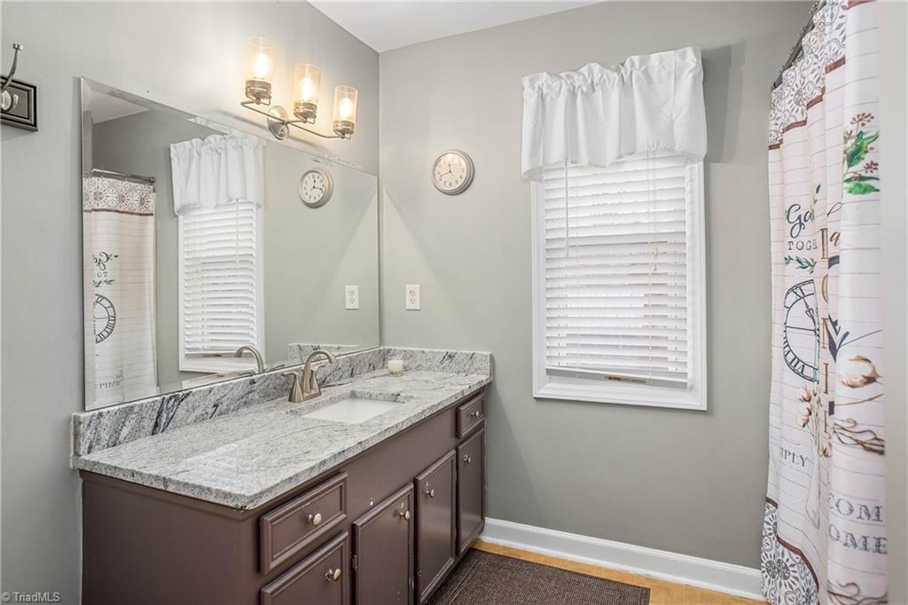 2291 Winterberry Drive, Winston-Salem