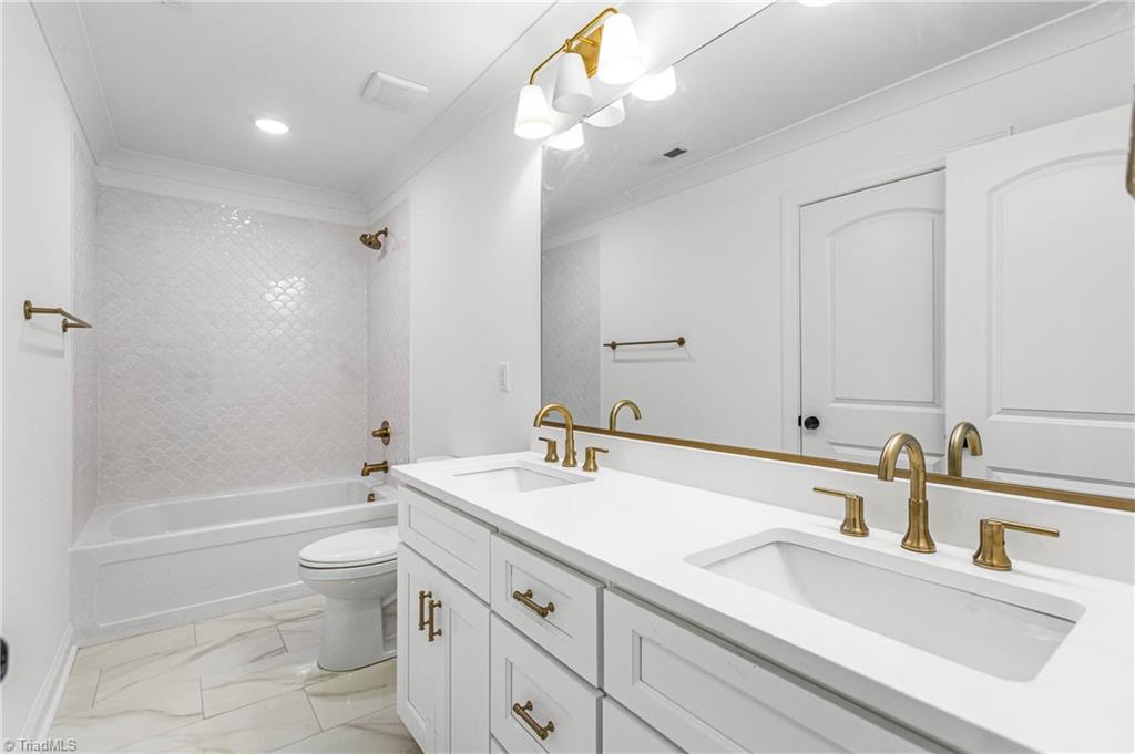 332 Indian Peaks Drive, Winston-Salem