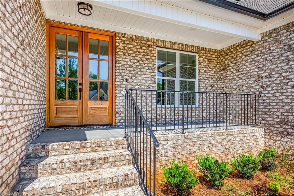 332 Indian Peaks Drive, Winston-Salem