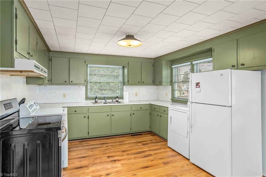 272 Sunset Drive