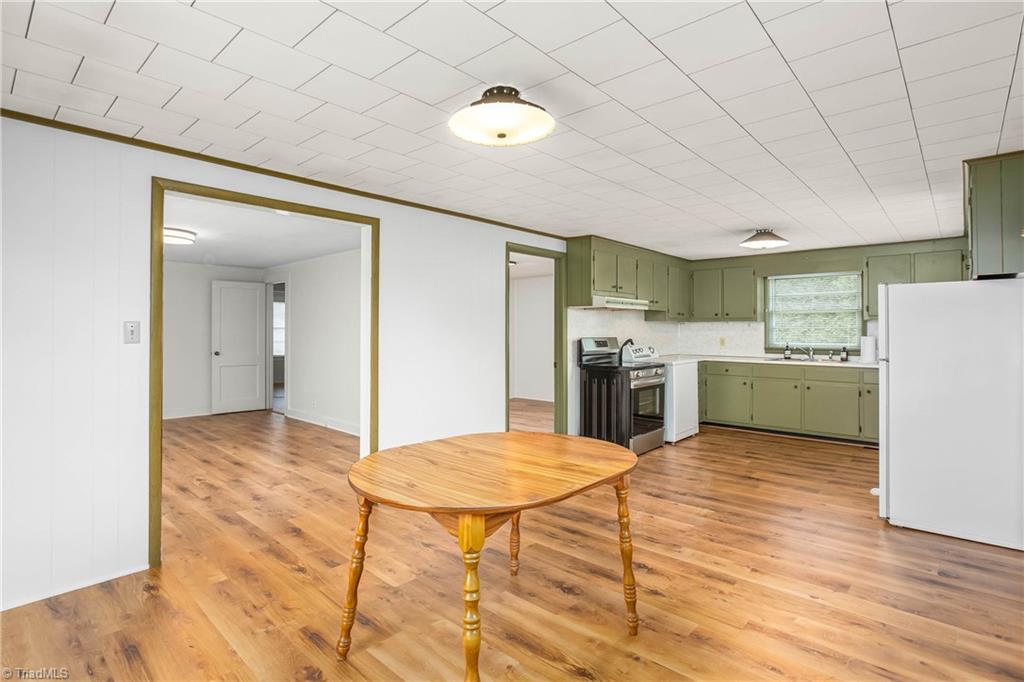 272 Sunset Drive