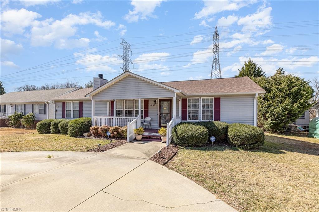 3933 Magnolia Place Lane, Winston-Salem