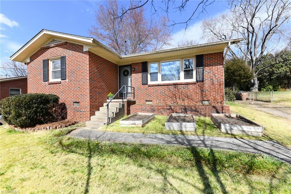 2206 Springhill Road
