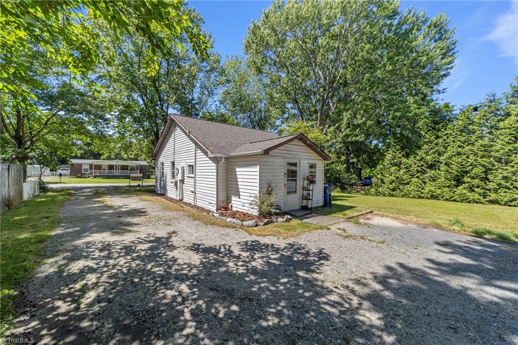 6108 Appletree Court