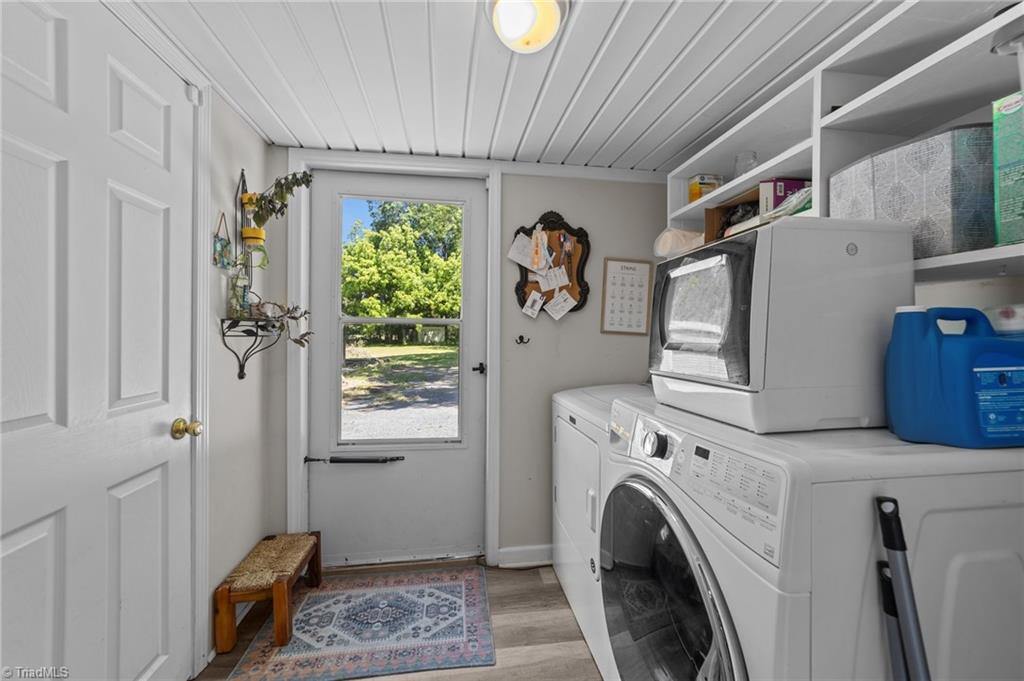 6108 Appletree Court