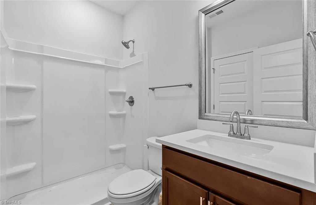 3227 Spicewood Lake Drive, Winston-Salem