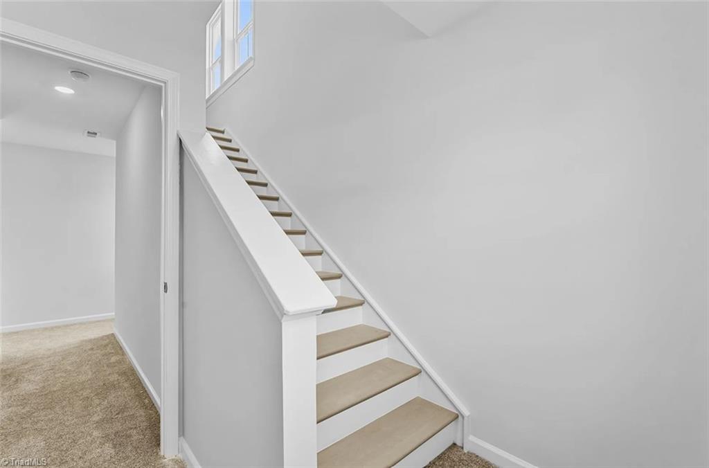 3227 Spicewood Lake Drive, Winston-Salem