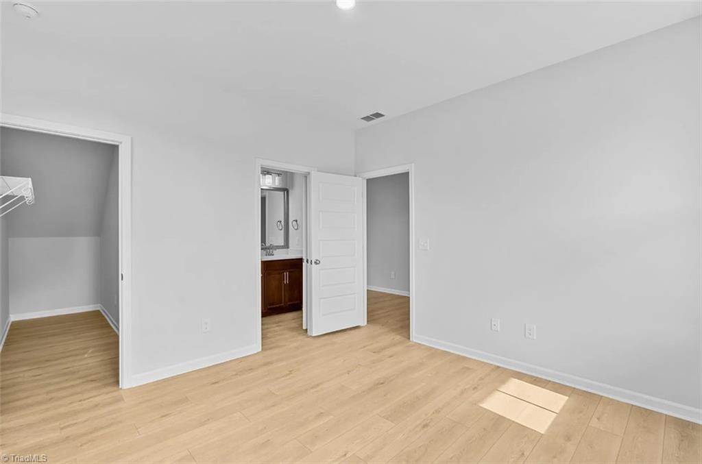 3227 Spicewood Lake Drive, Winston-Salem