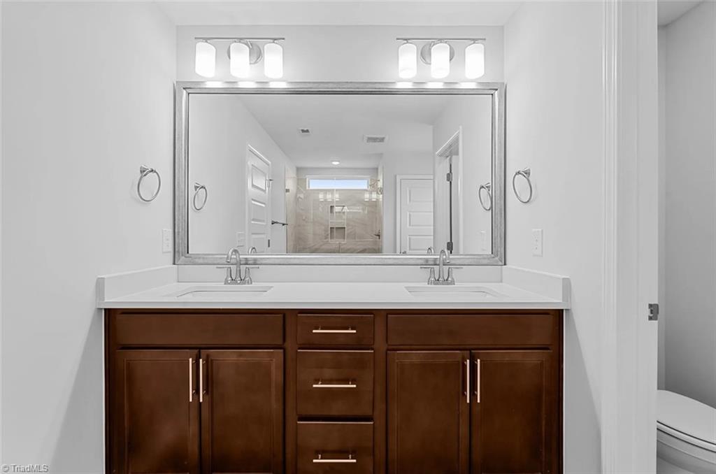 3227 Spicewood Lake Drive, Winston-Salem