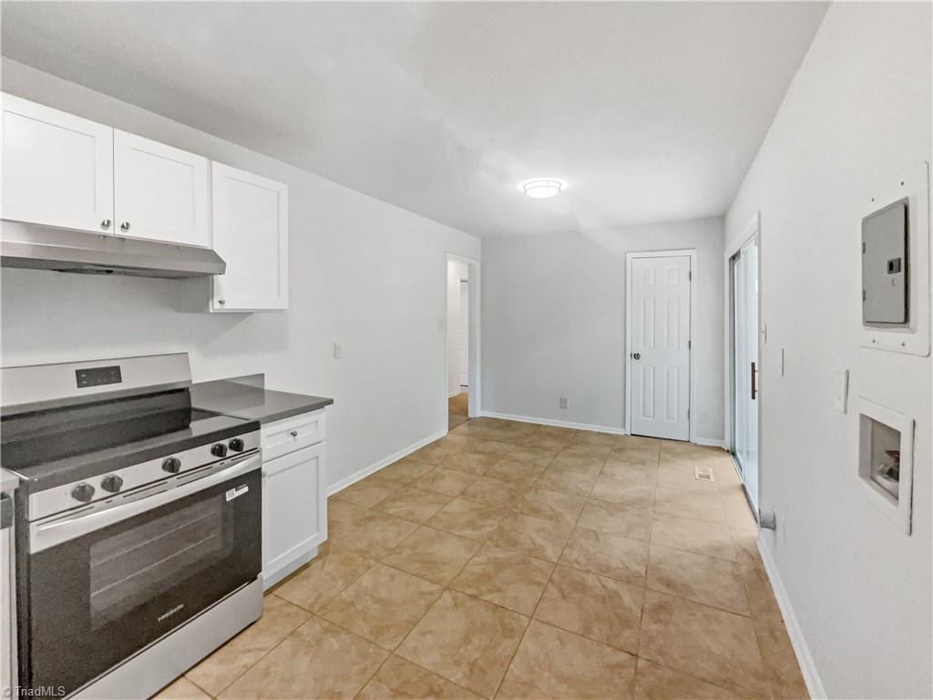 1606 Woodbriar Avenue
