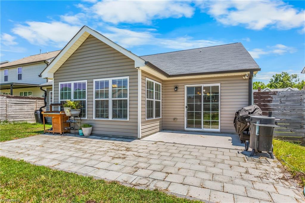 2957 Grassy Knoll Circle