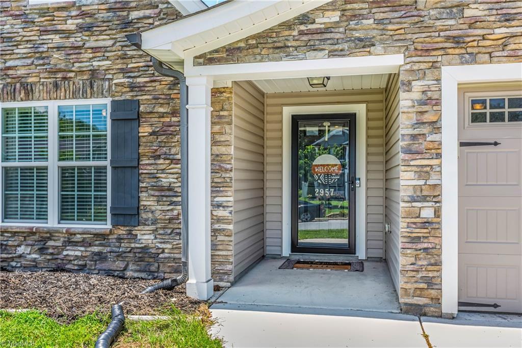 2957 Grassy Knoll Circle