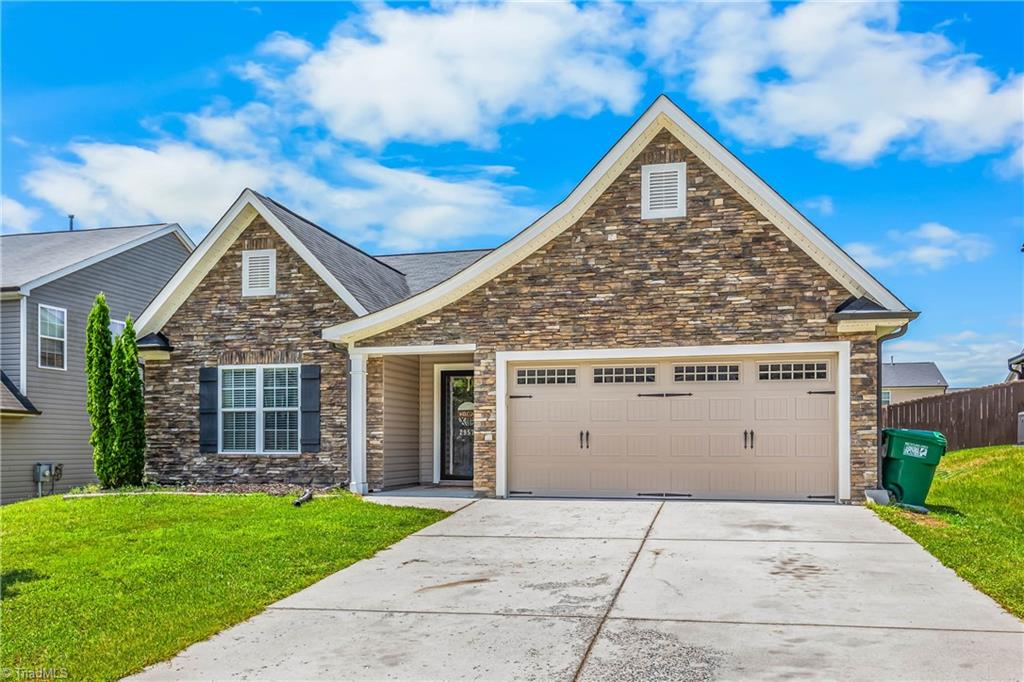 2957 Grassy Knoll Circle