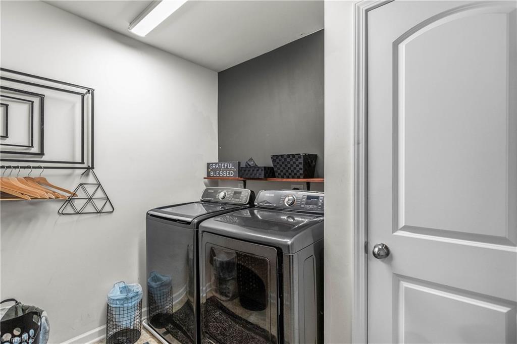 2957 Grassy Knoll Circle
