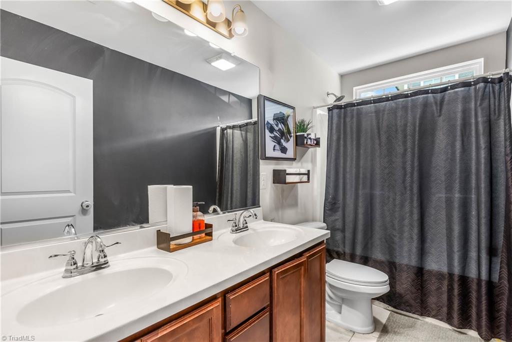2957 Grassy Knoll Circle
