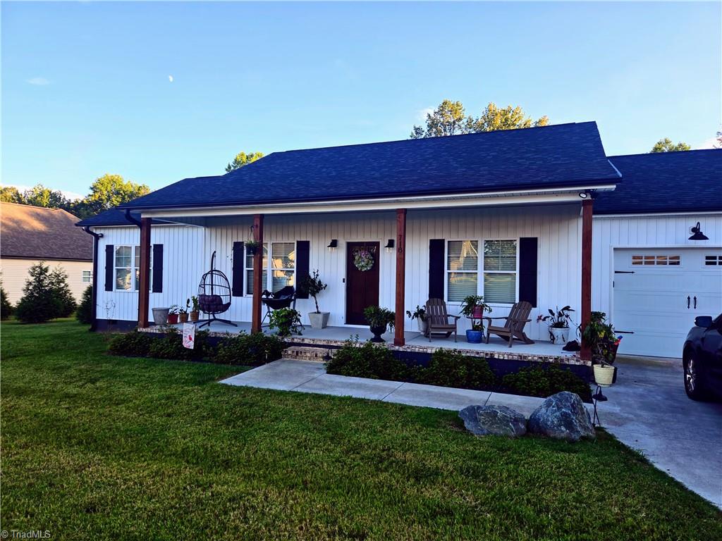 718 Deadmon Road