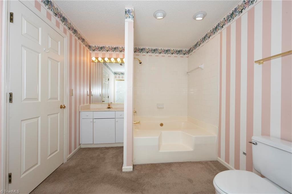 3801 Westridge Farm Lane