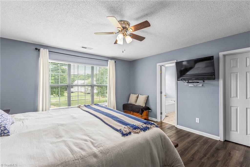 6031 Hickory Creek Road, Winston-Salem