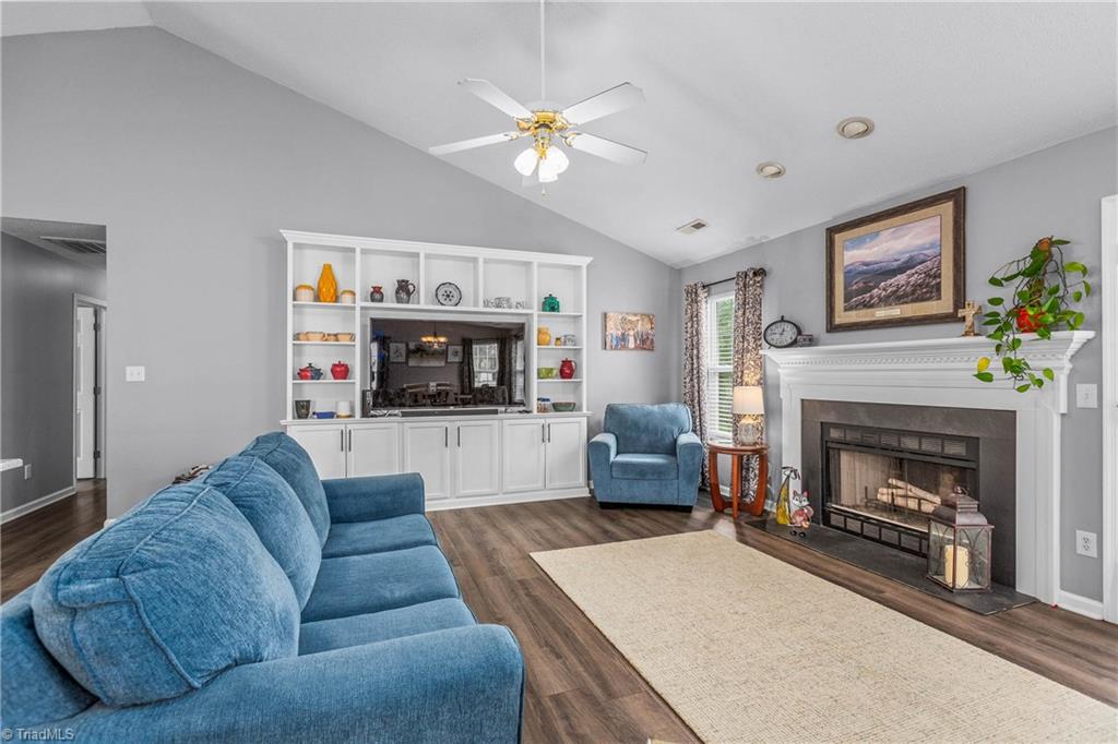 6031 Hickory Creek Road, Winston-Salem