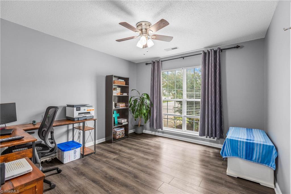 6031 Hickory Creek Road, Winston-Salem