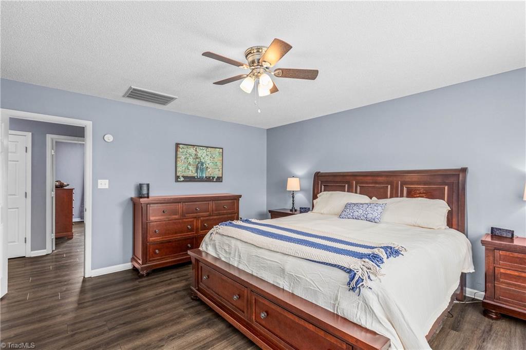 6031 Hickory Creek Road, Winston-Salem