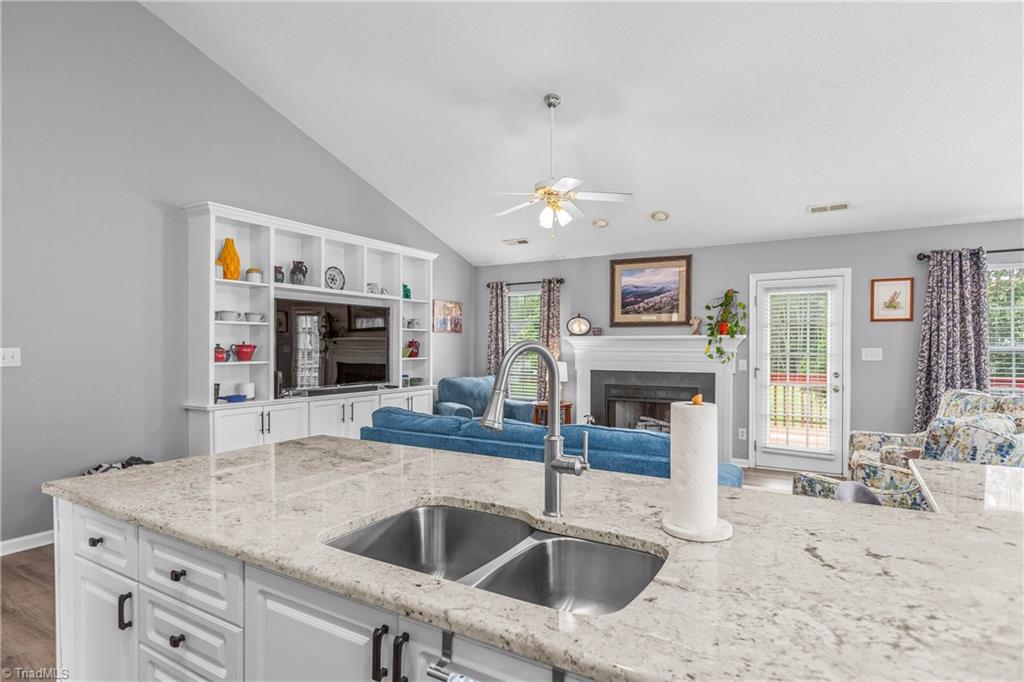 6031 Hickory Creek Road, Winston-Salem