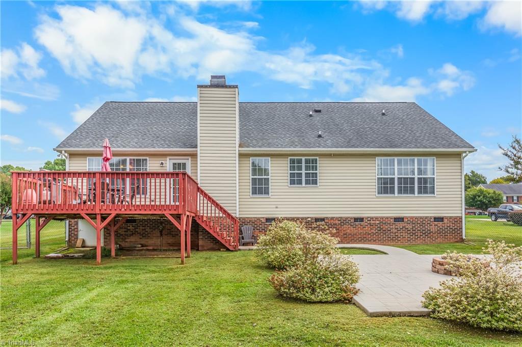6031 Hickory Creek Road, Winston-Salem