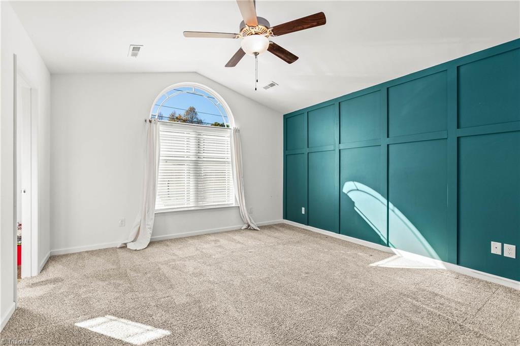 512 Evergreen Trail