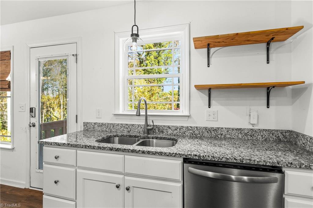 512 Evergreen Trail