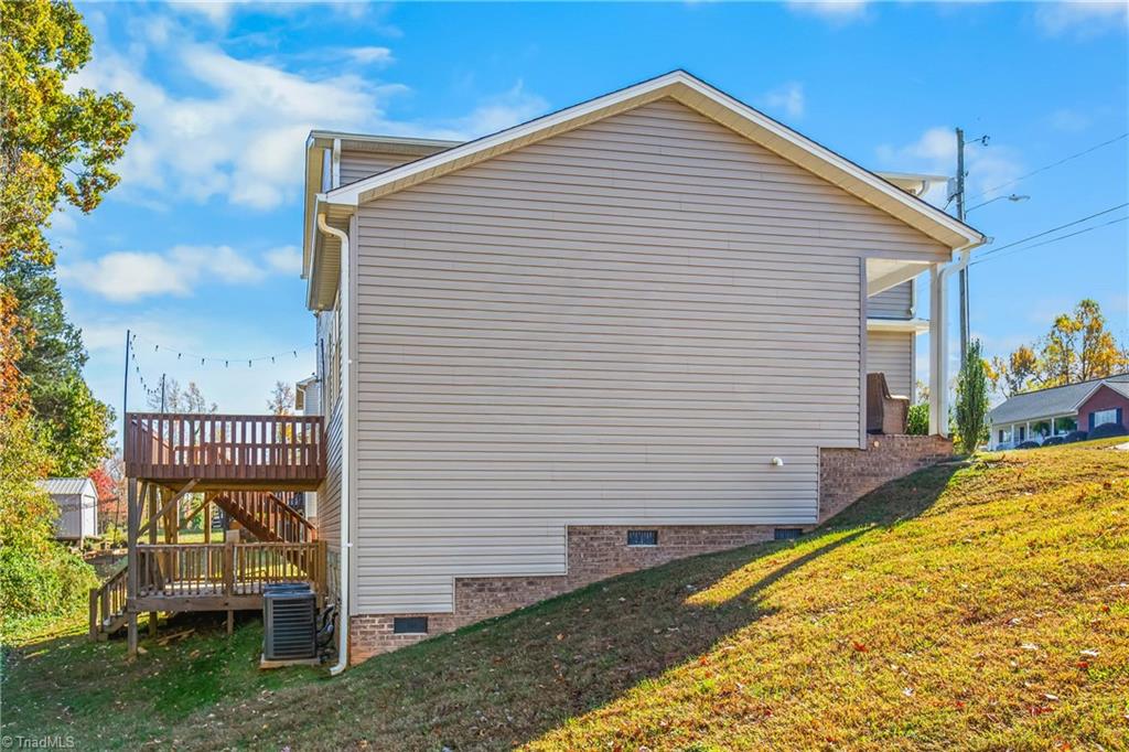 512 Evergreen Trail