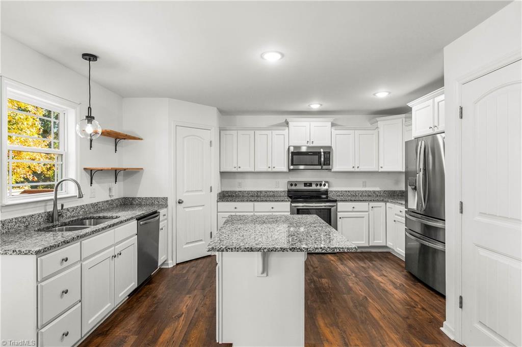 512 Evergreen Trail