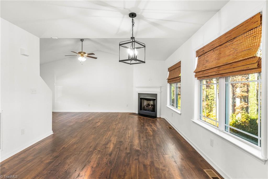 512 Evergreen Trail