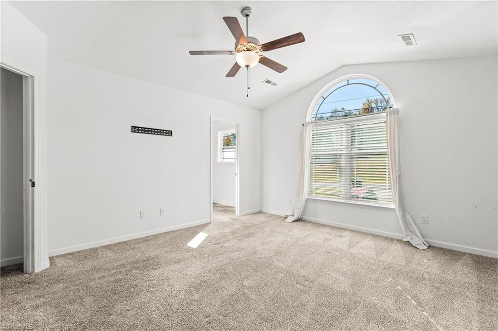 512 Evergreen Trail