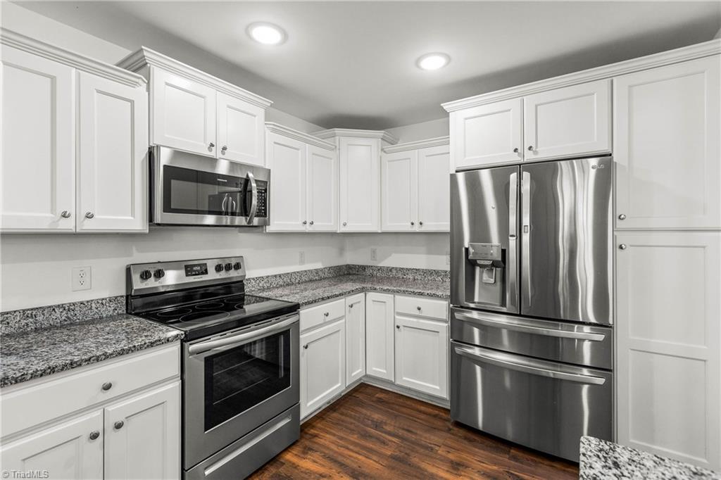 512 Evergreen Trail