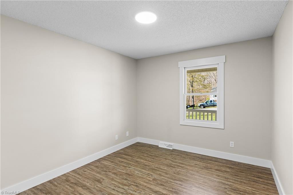 4044 Sundance Drive