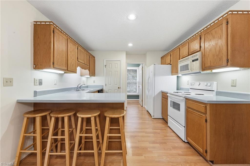 5200 Robin Lane