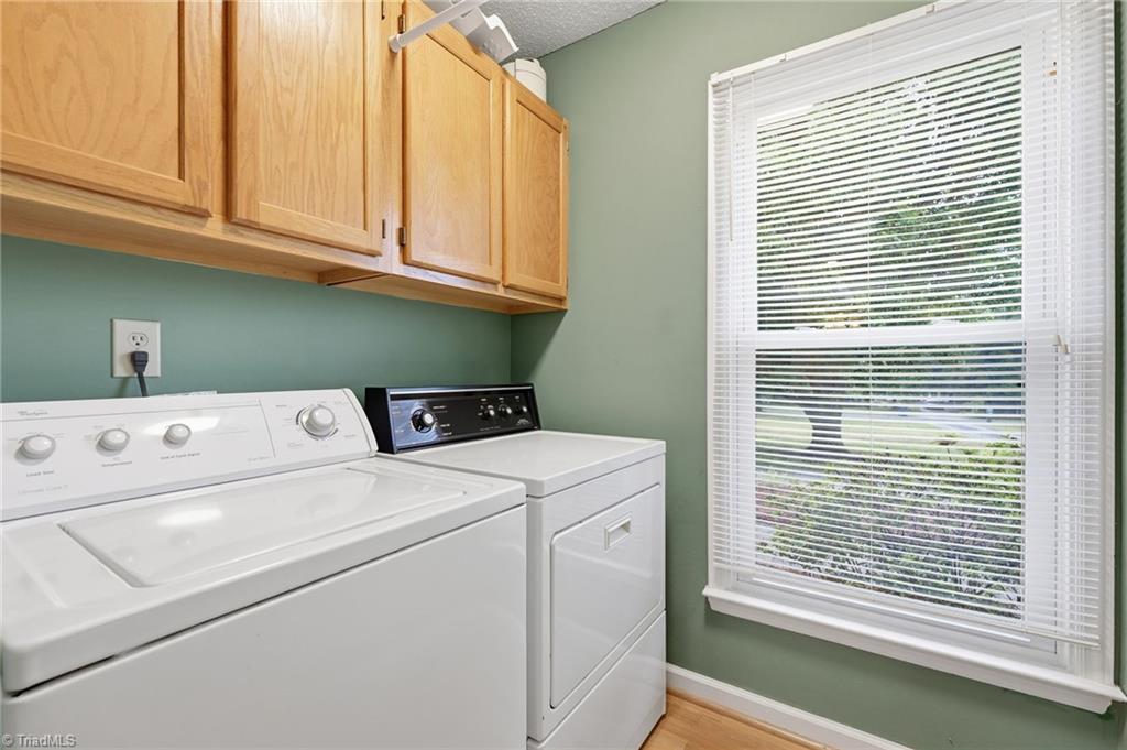 5200 Robin Lane