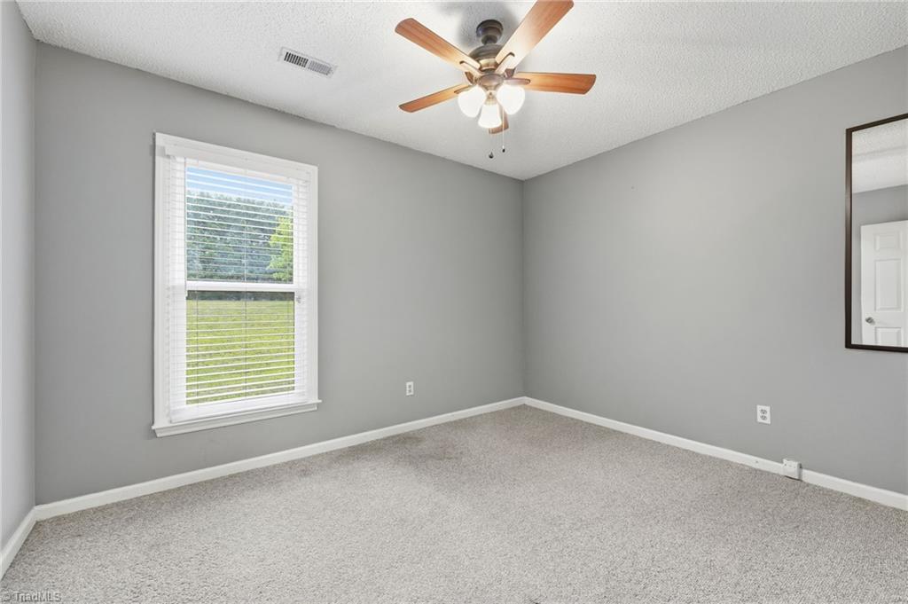 5200 Robin Lane
