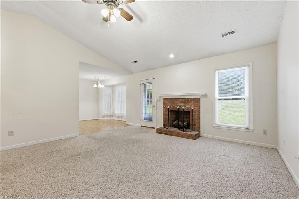 5200 Robin Lane